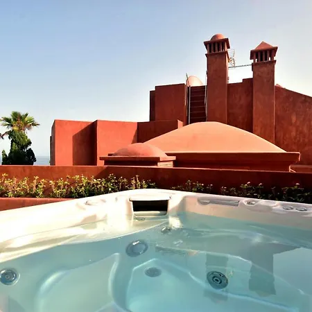 Alzaro 1-3 Deluxe Sea View&jacuzzi 3b Palm-mar