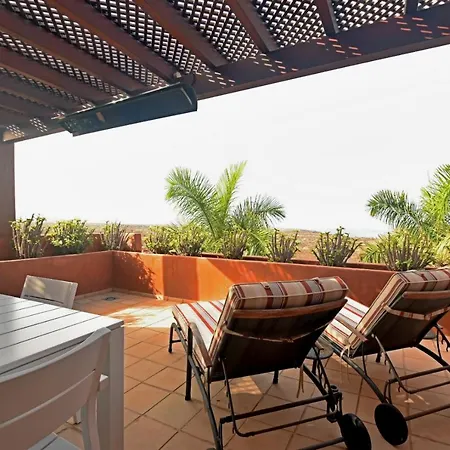 Vakantiehuis Alzaro 1 *